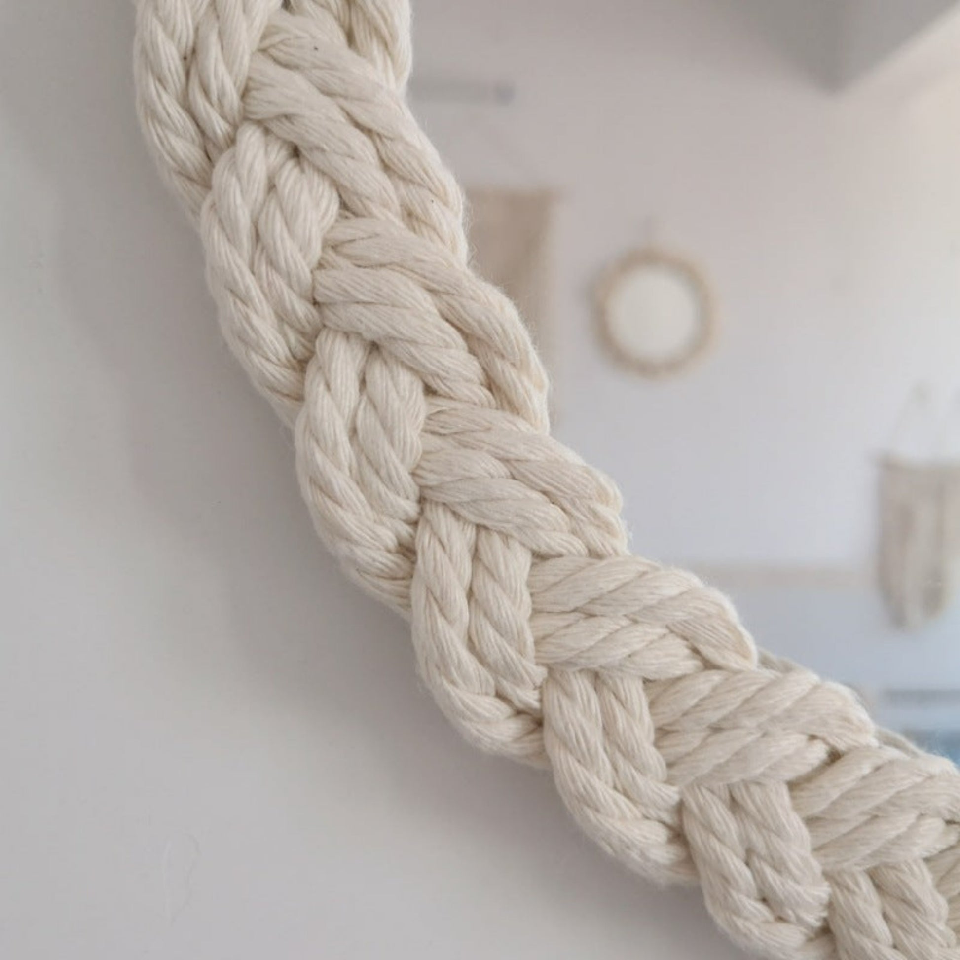 détail miroir rond corde tressée