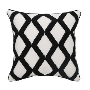 coussin blanc et noir