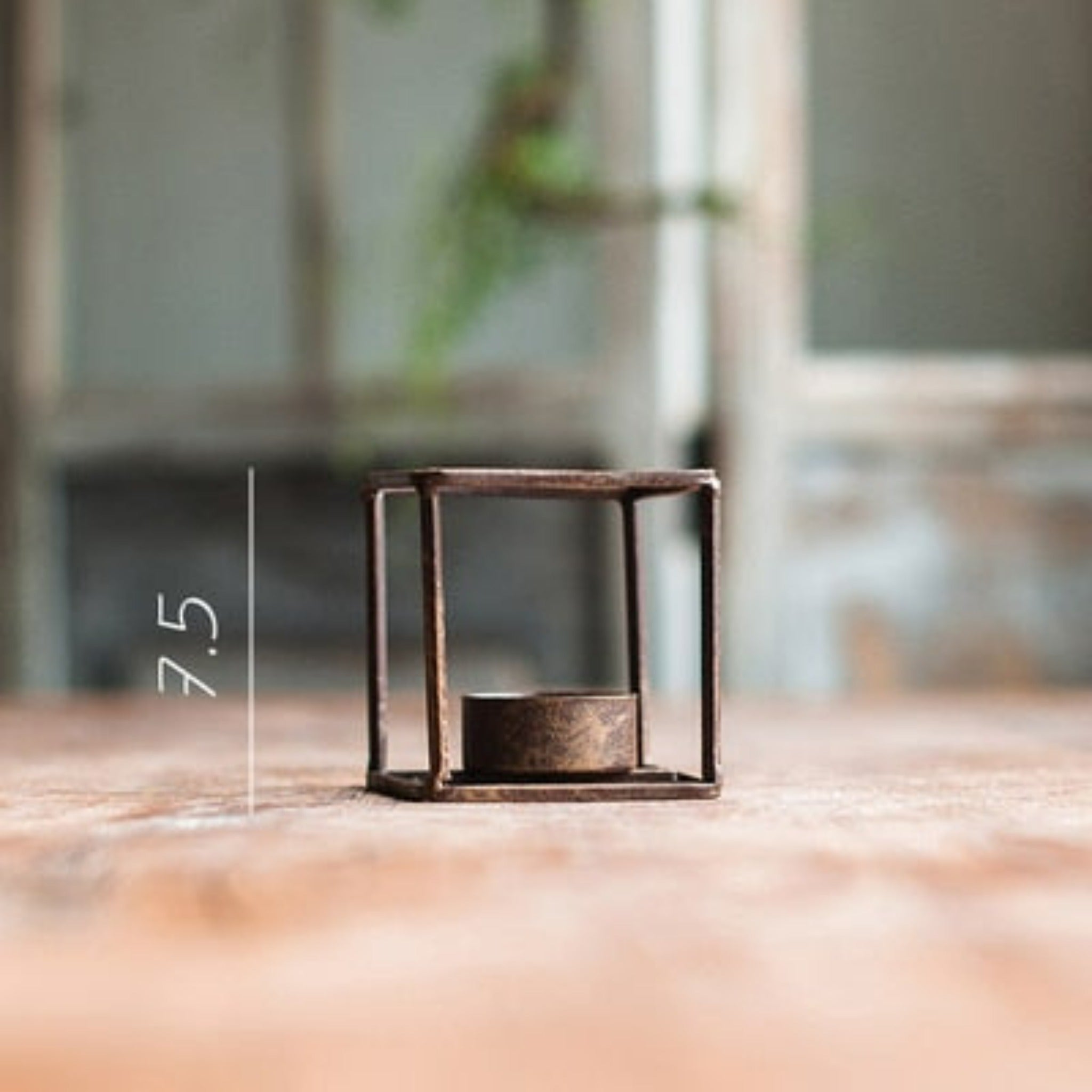 Bougeoir en métal Cube