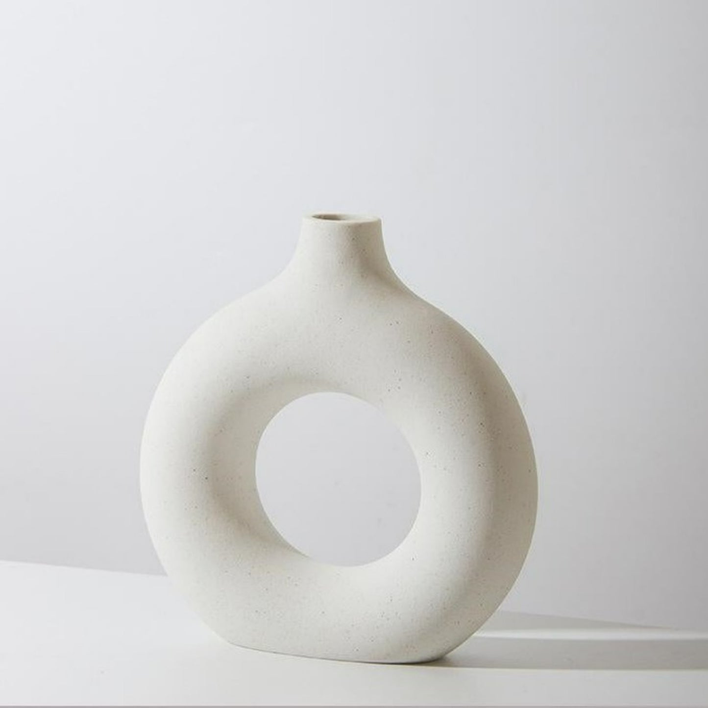 vase round blanc