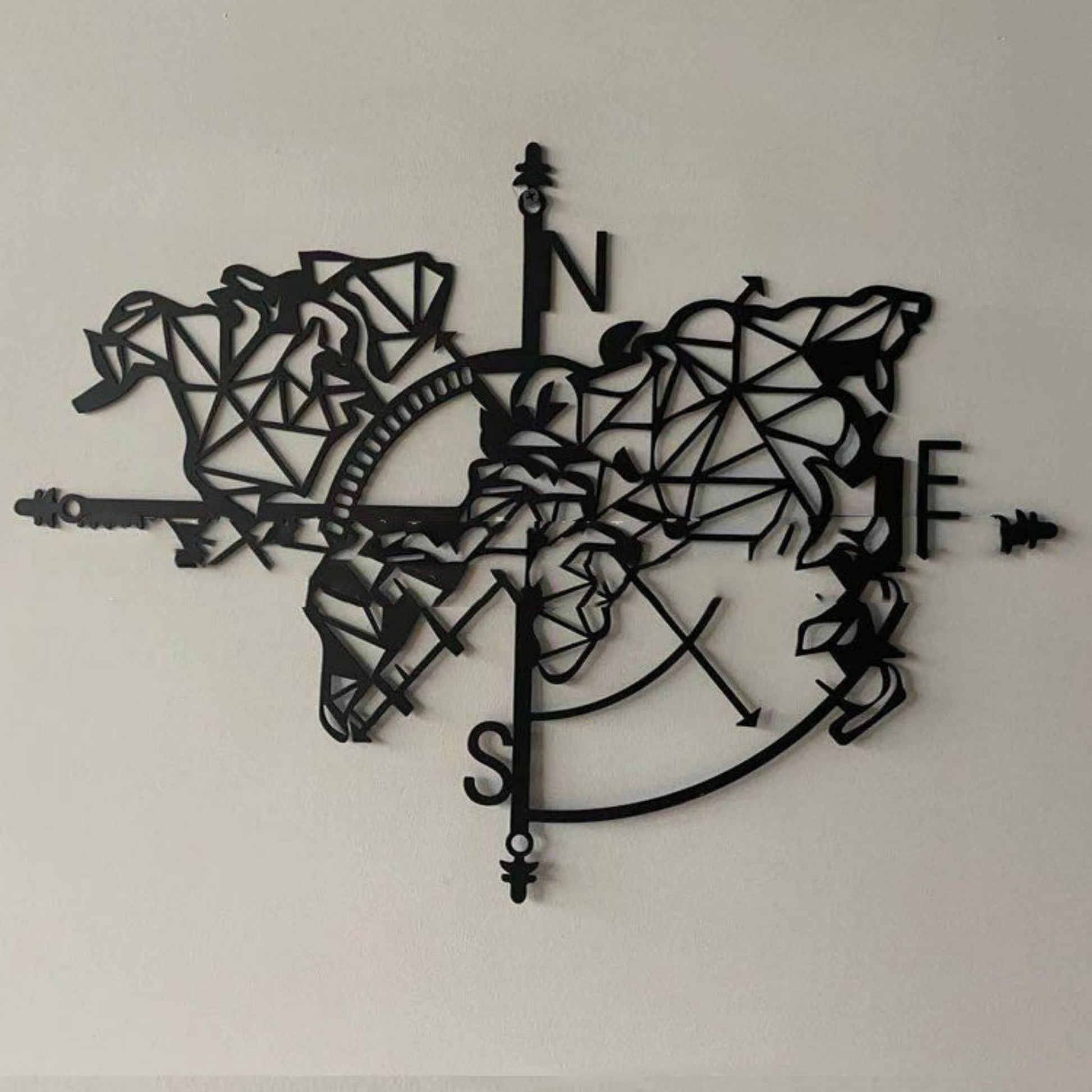 decoration murale métal noir compass