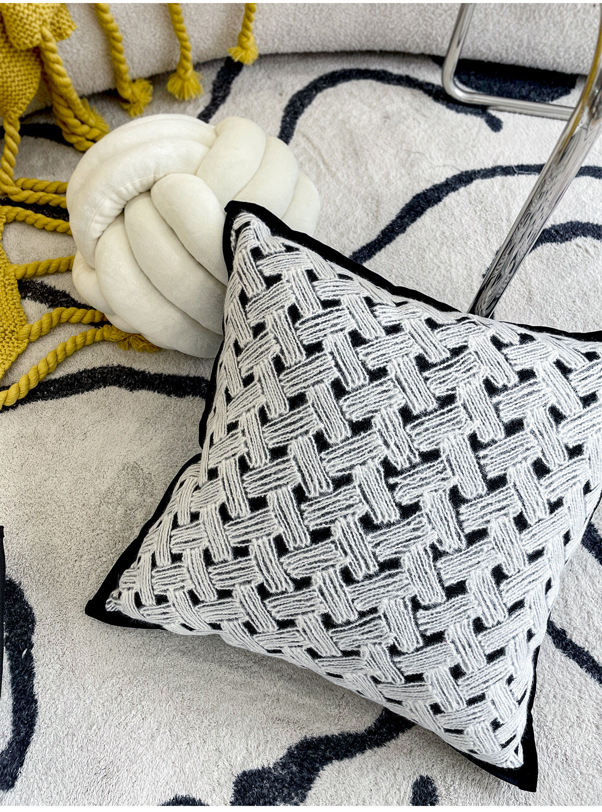 Housse de coussin noir et blanc - Line